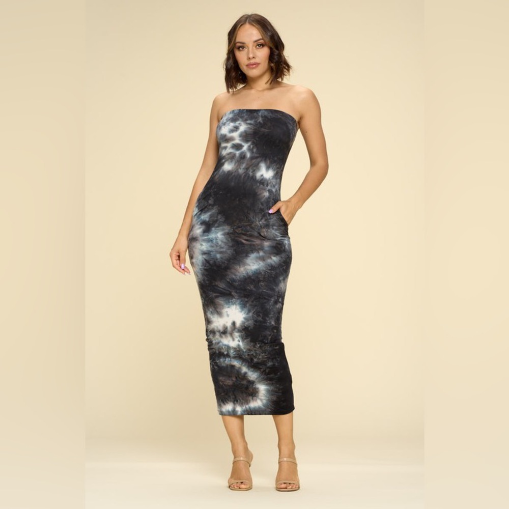 Chic Strapless Tie Dye Midi Dress in black